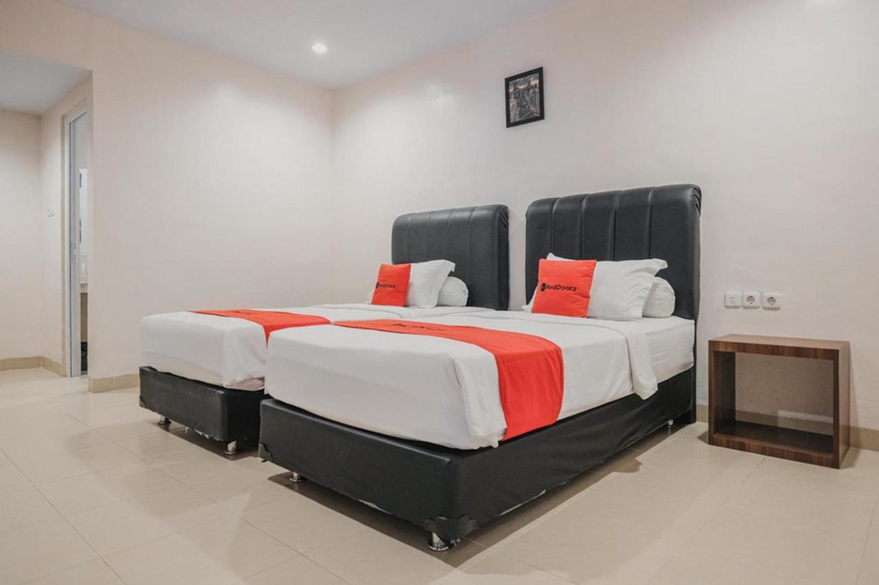 Reddoorz Premium @ Dna Fun Zone Pekanbaru Luaran gambar